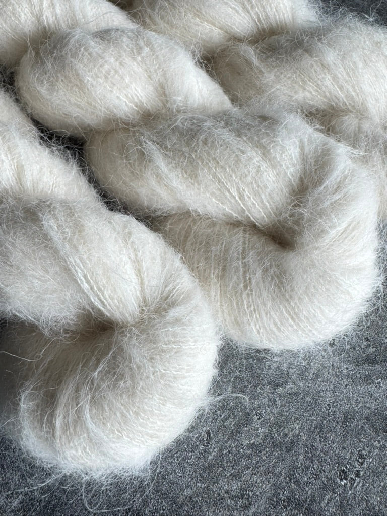 Cloud (natural)